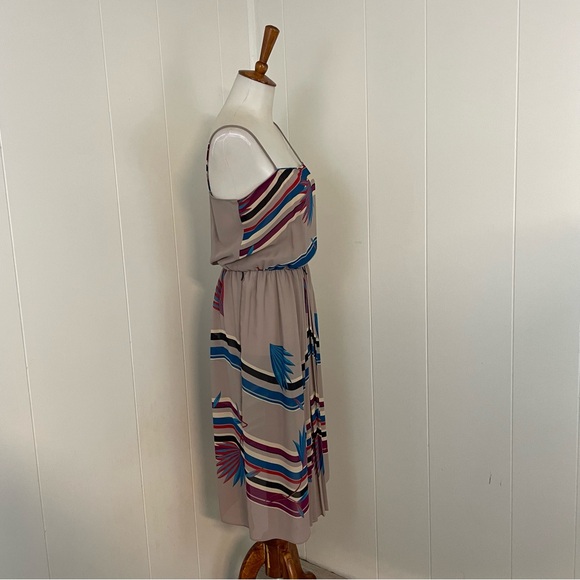 Vintage Floral Sleeveless Blouson Pleated A-Line Midi Dress - Picture 7 of 11